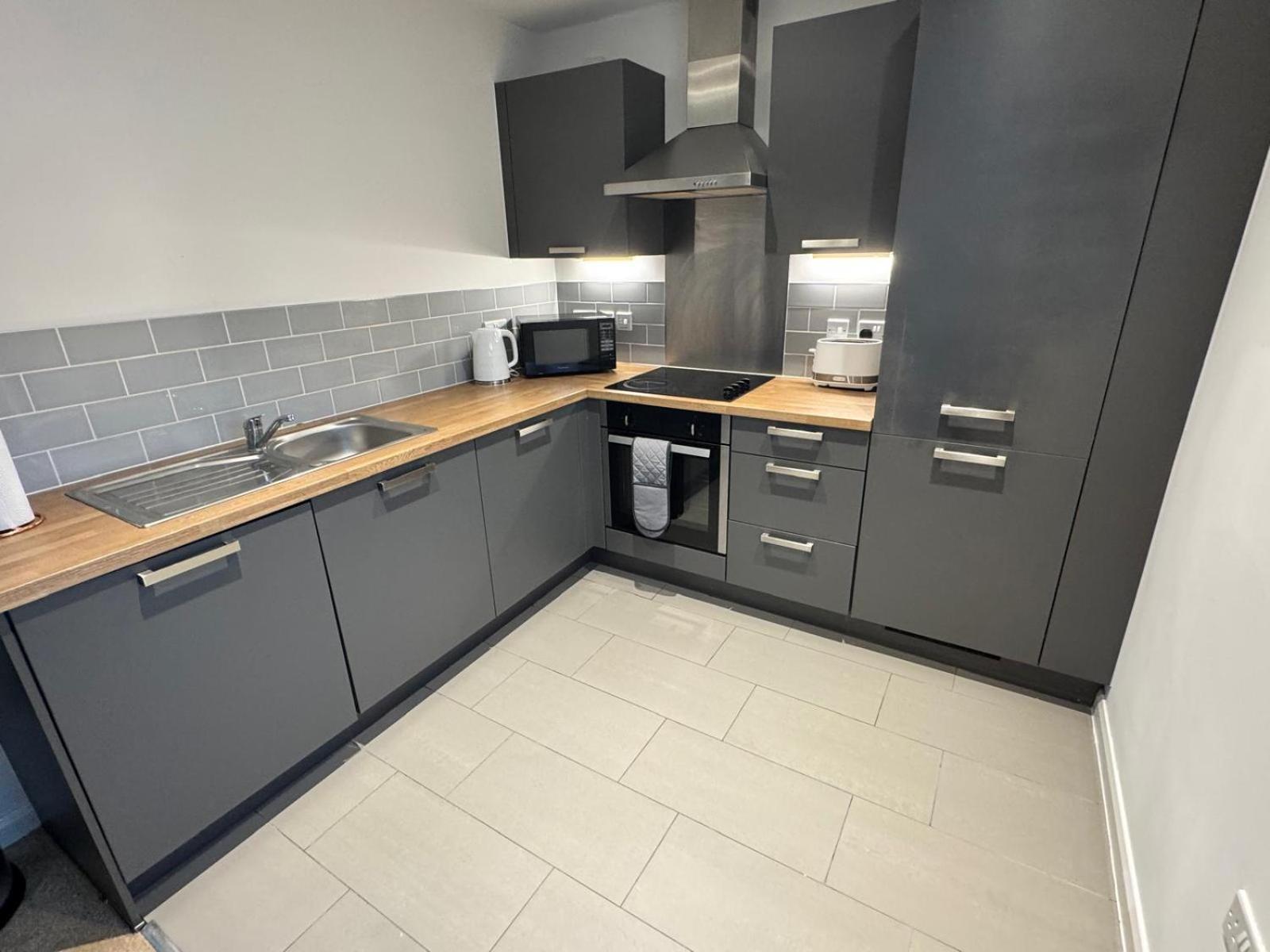 וולברהאמפטון 6 Belvedere Residence מראה חיצוני תמונה