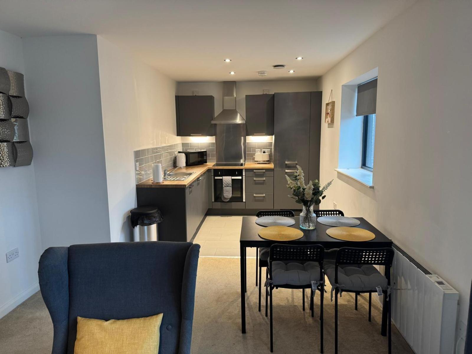 וולברהאמפטון 6 Belvedere Residence מראה חיצוני תמונה